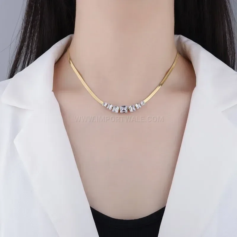 Premium Geometric Titanium Steel Cubic Zirconia Line Necklace