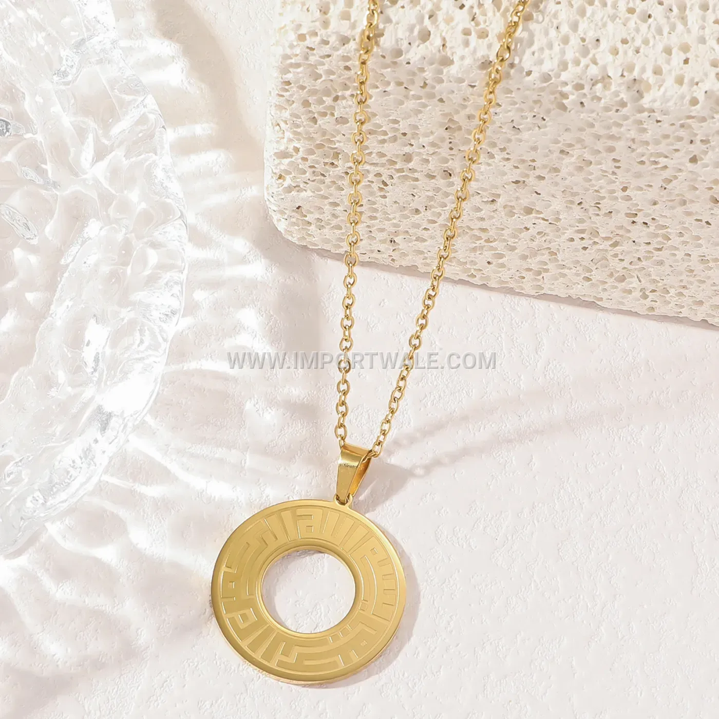 Round Stainless Steel Ayatul Kursi Islamic Script Pendant Necklace