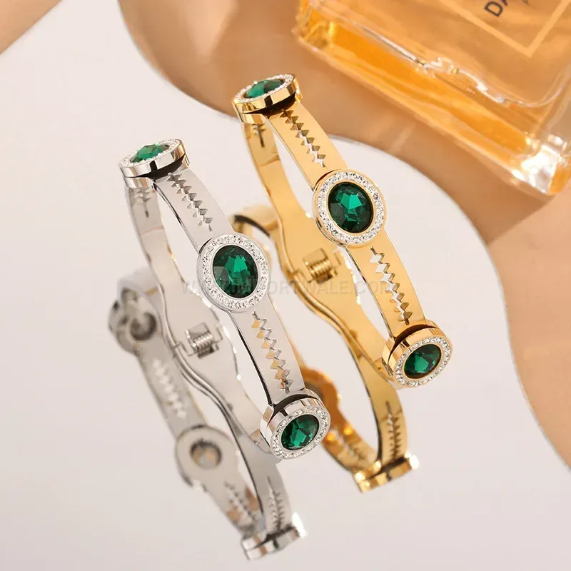 18K Gold Plated Titanium Steel Bangle with Green Zircon