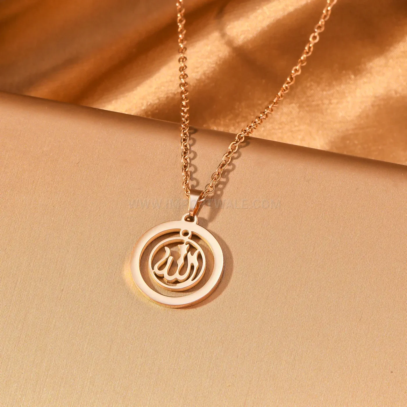 Stainless Steel Heart Pendant Necklace with Islamic Arabic Script