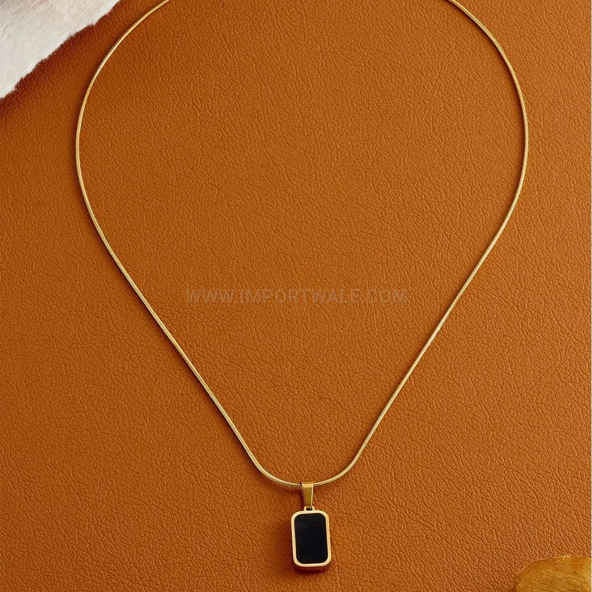 Fashion Double-Sided Black and White Rectangular Tag Titanium Necklace