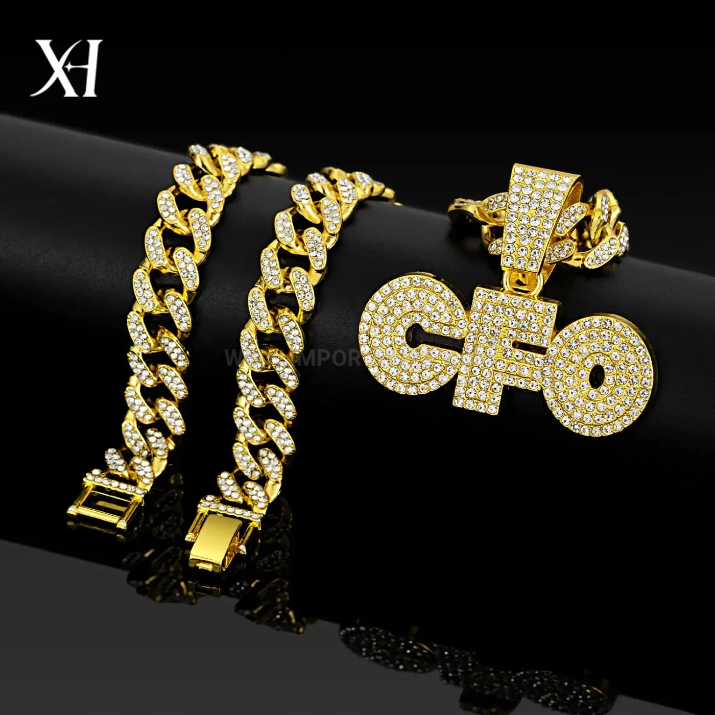 Stylish Rhinestone Letter CFO Pendant Alloy Cuban Chain Necklace