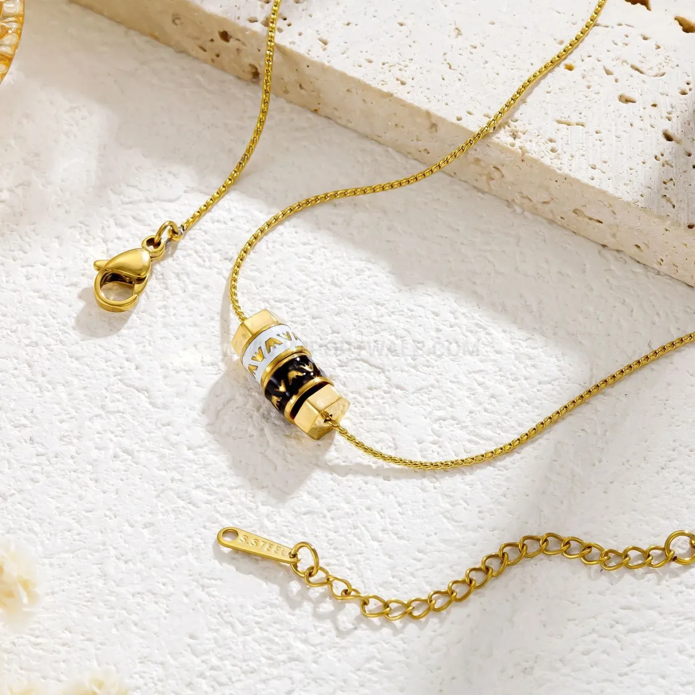 Chic Enamel Cylinder Pendant Stainless Steel Clavicle Chain Necklace