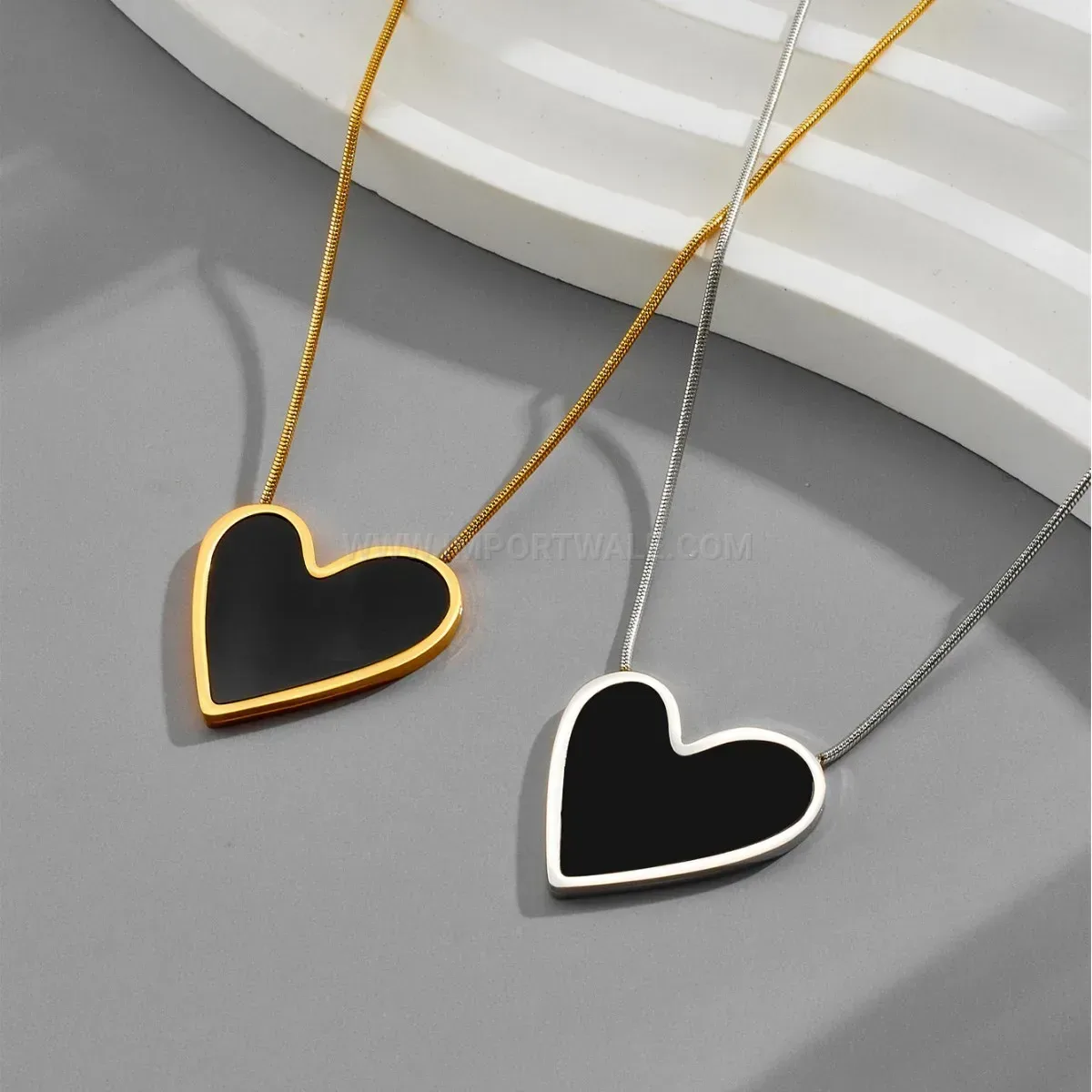 Fashion Heart Acrylic Pendant Stainless Steel Snake Chain Necklace
