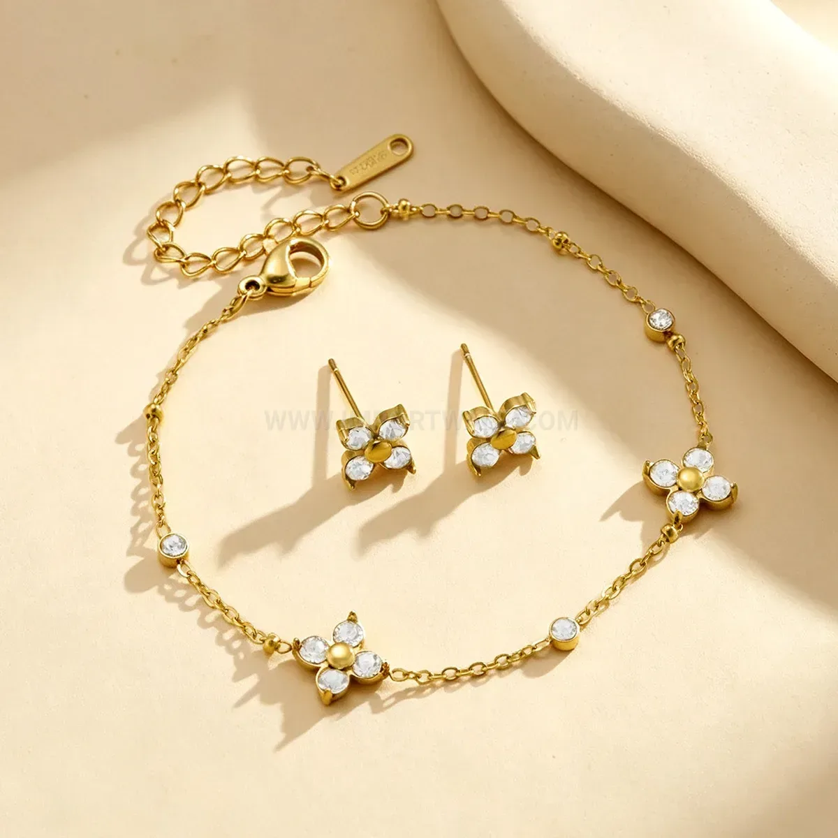 Gold Plated Stainless Steel Four Leaf Clover Bracelet Set