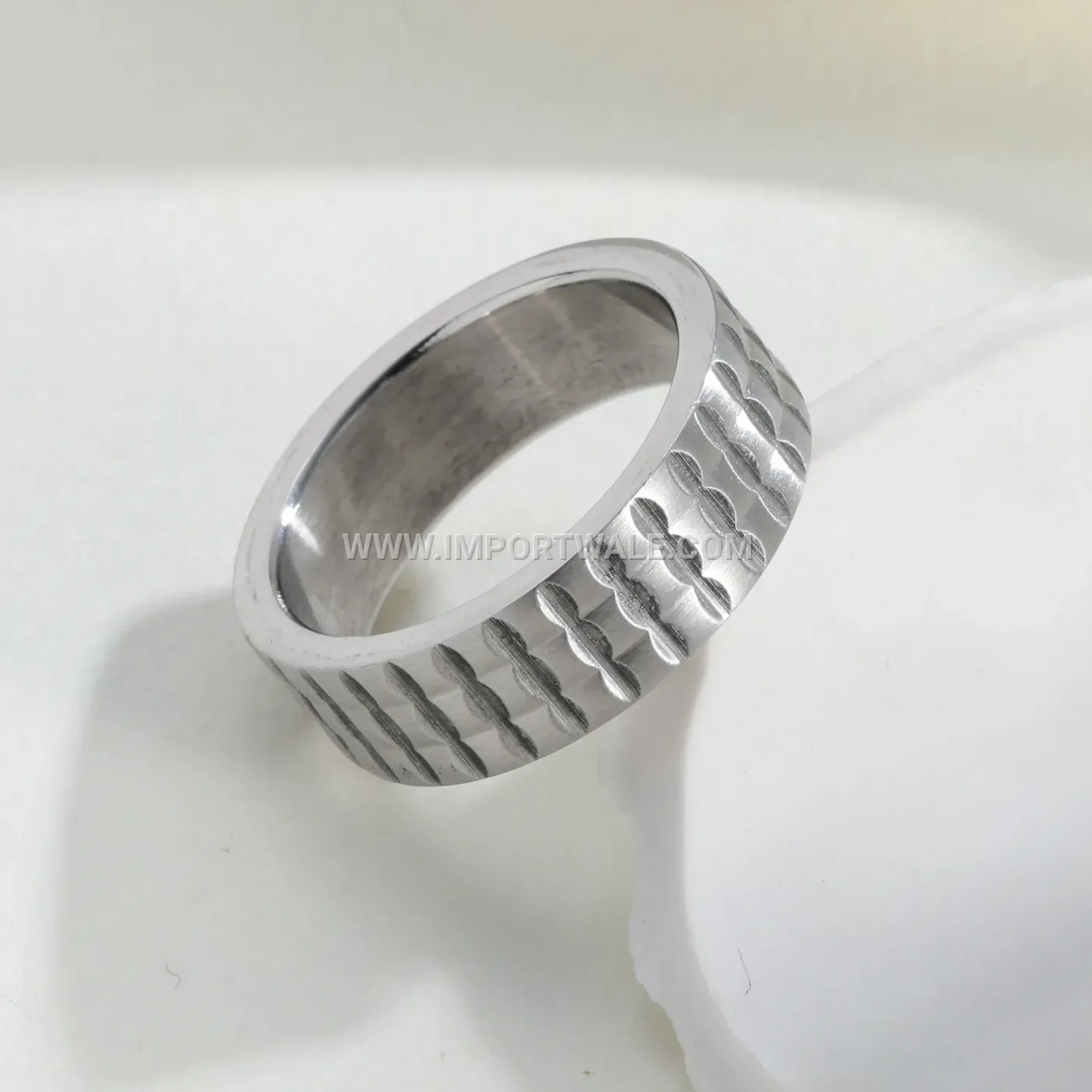 Trendy Stainless Steel 7mm Geometric Band Ring