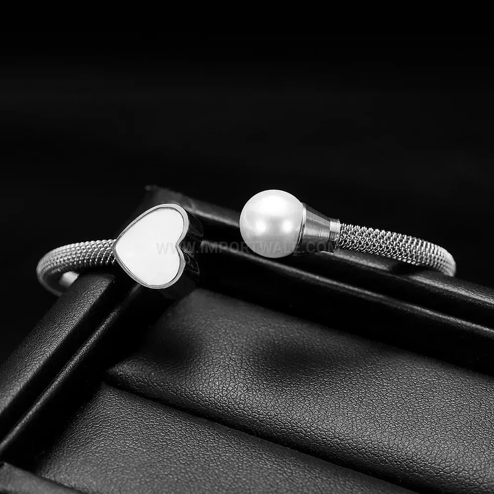 Modern Heart and Pearl Accent Stainless Steel Cable Bangle Bracelet