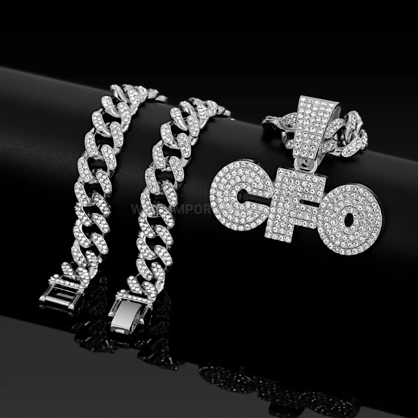 Stylish Rhinestone Letter CFO Pendant Alloy Cuban Chain Necklace