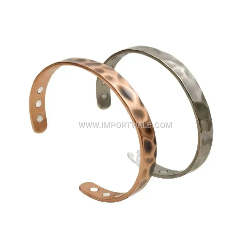 Hammered Texture Vintage Copper Magnetic Therapy Bangle