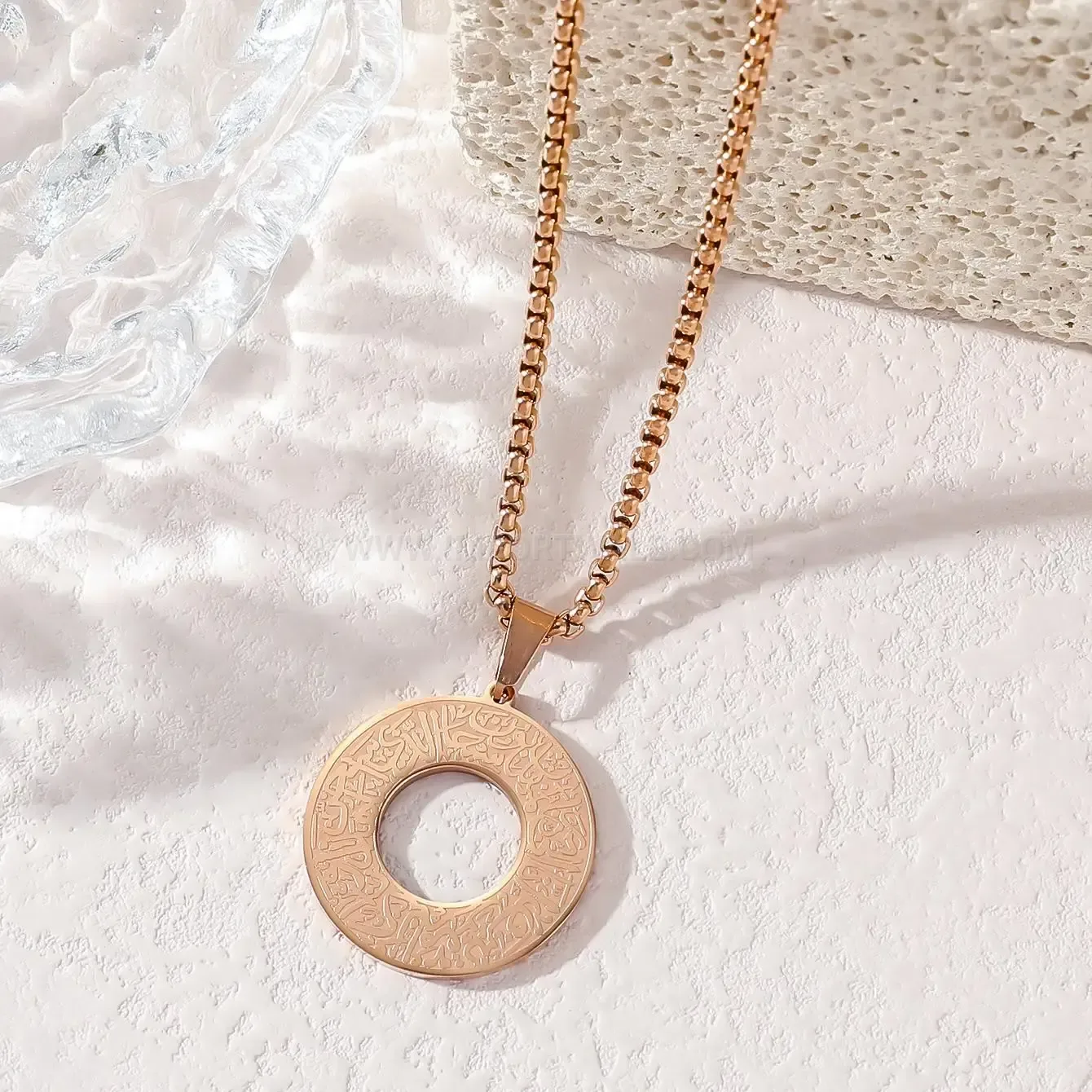 Fashion Stainless Steel Coin Ayatul Kursi Verse Religious Medallion Necklace