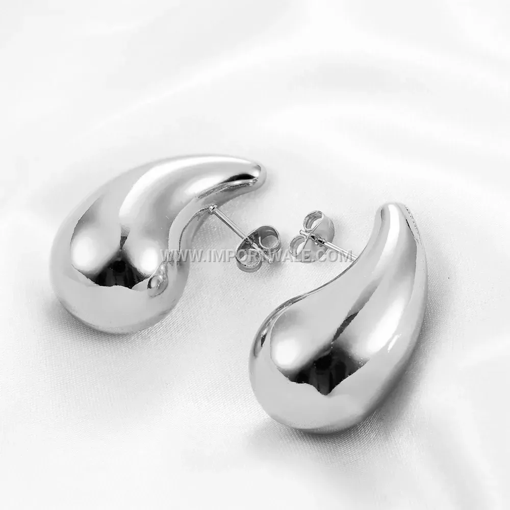 Hollow Teardrop Stainless Steel Stud Earrings in Plated Gold