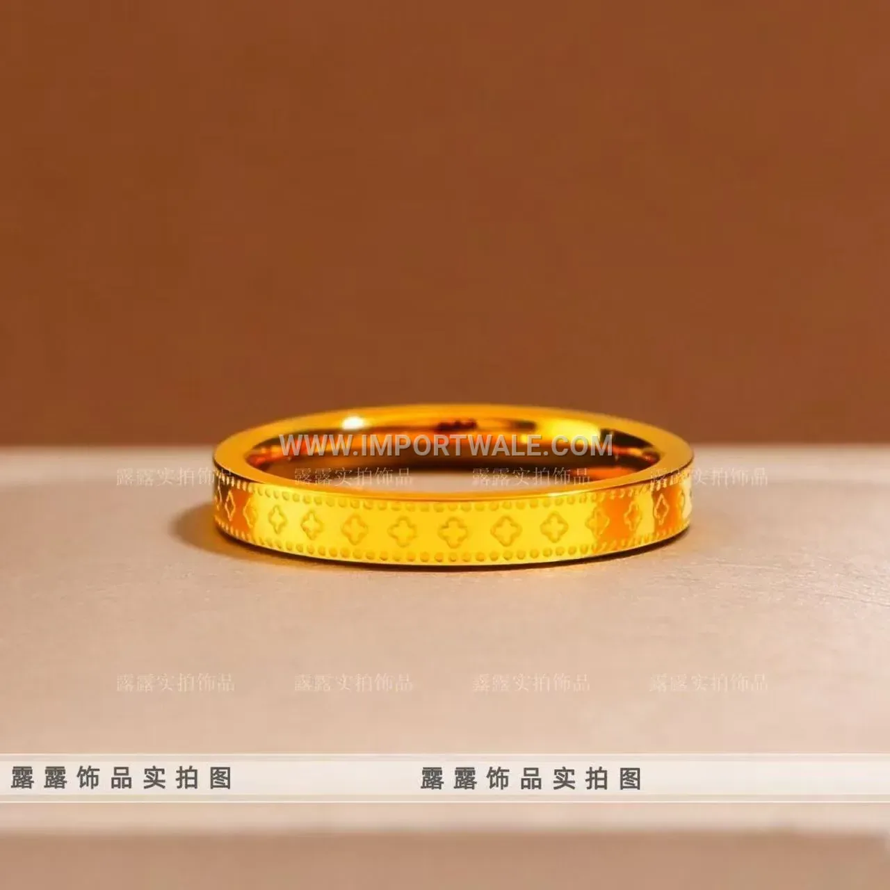 Slender Gold Tone Etched Kaleidoscope Stainless Steel Ring