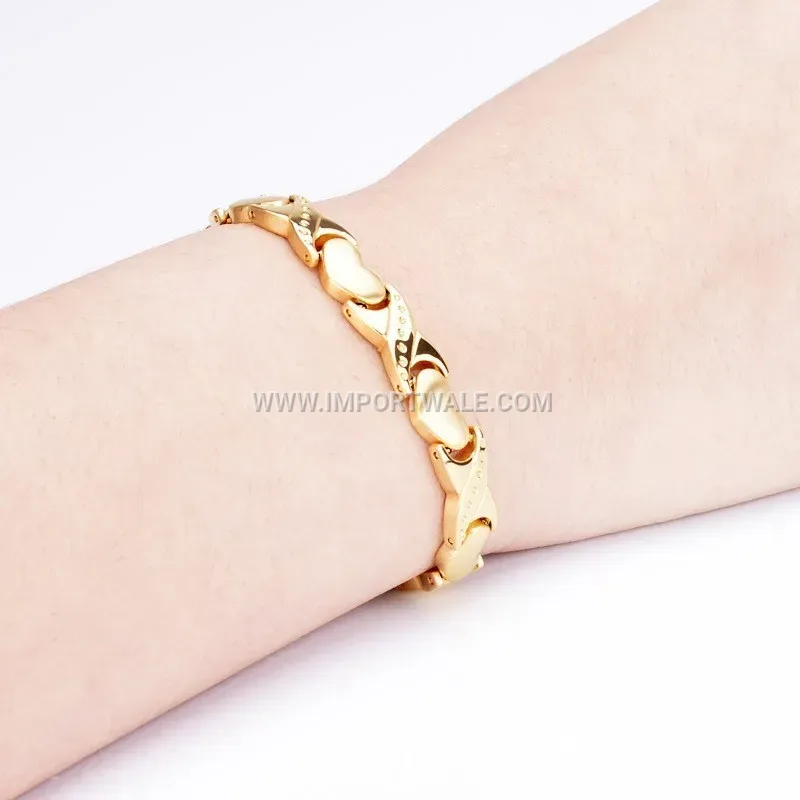 Titanium Steel Magnetic Heart Charm Bracelet for Couples
