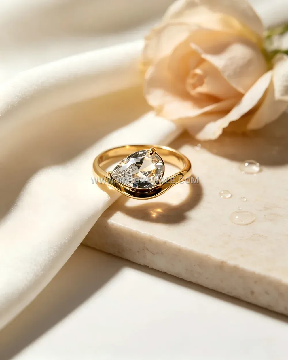 Teardrop Zircon Inlaid 316L Stainless Steel Ring