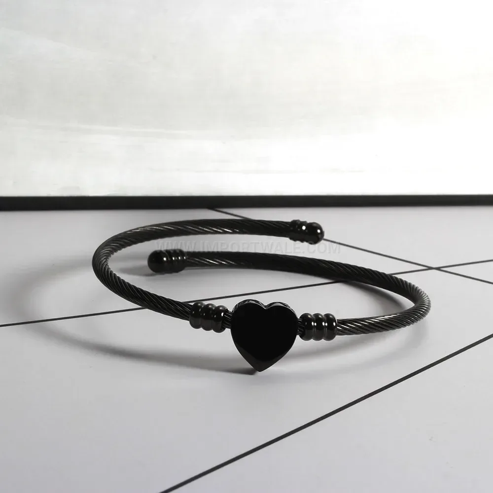 Chic Engraved Initial Black Heart Cable Wire Stainless Steel Bangle