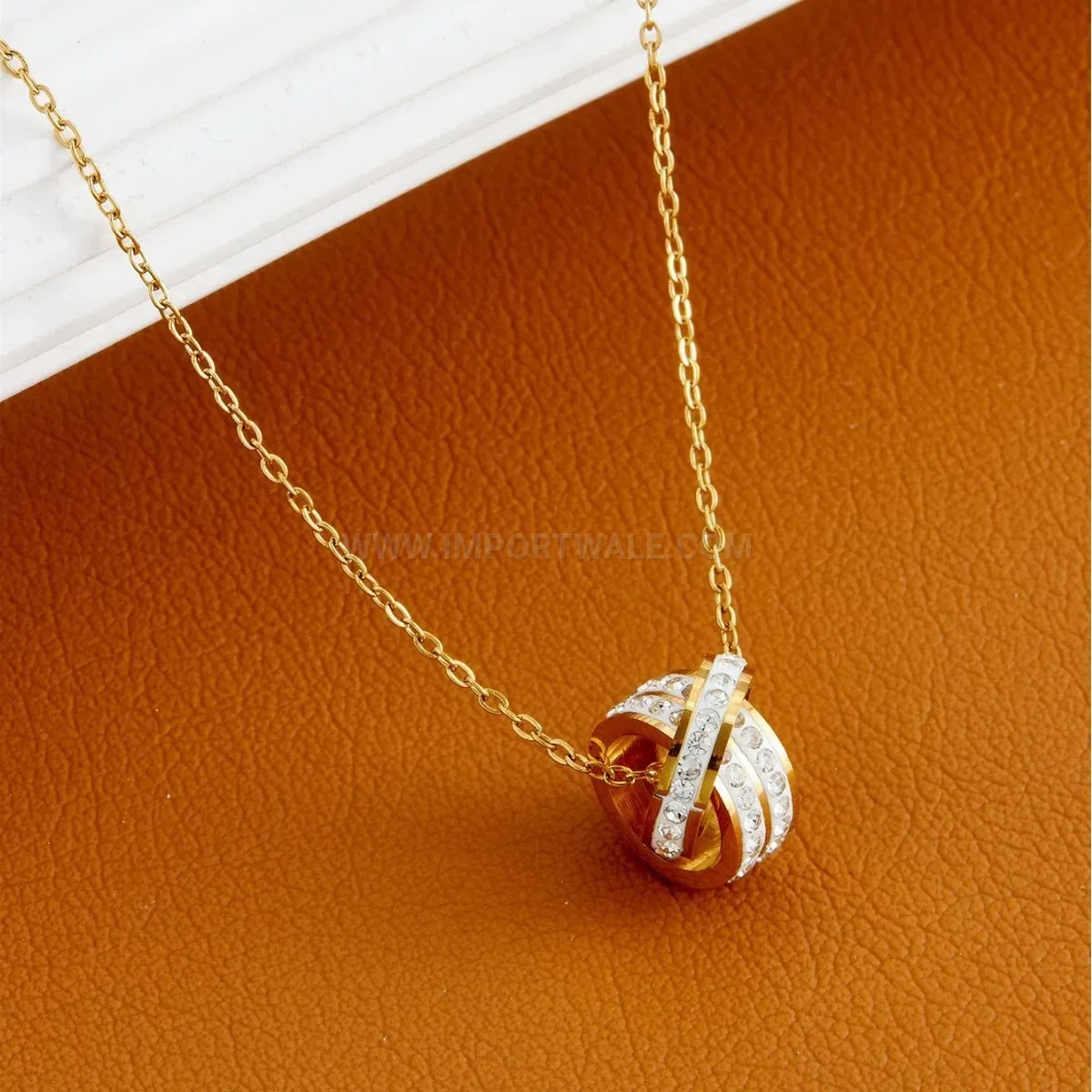 Fashion Pave Interlocking Double Ring Titanium Steel Pendant Necklace