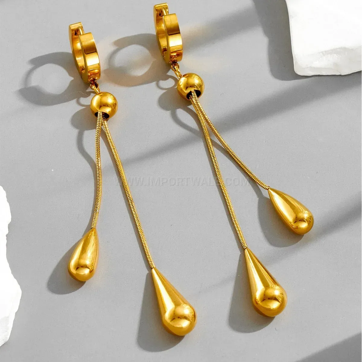 Designer Sleek Teardrop Stainless Steel Pendant Necklace and Earrings Set