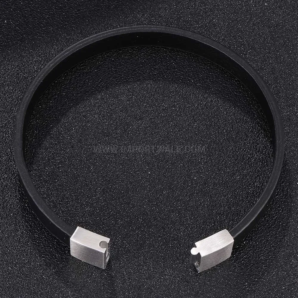 Vintage Minimalist Leather Stainless Steel Wristband Bracelet