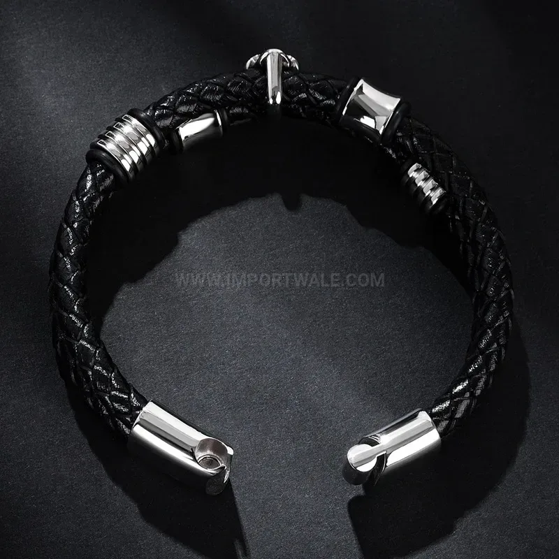 Chic Double Wrap Leather Bracelet With Stainless Steel Flame Skull Beads