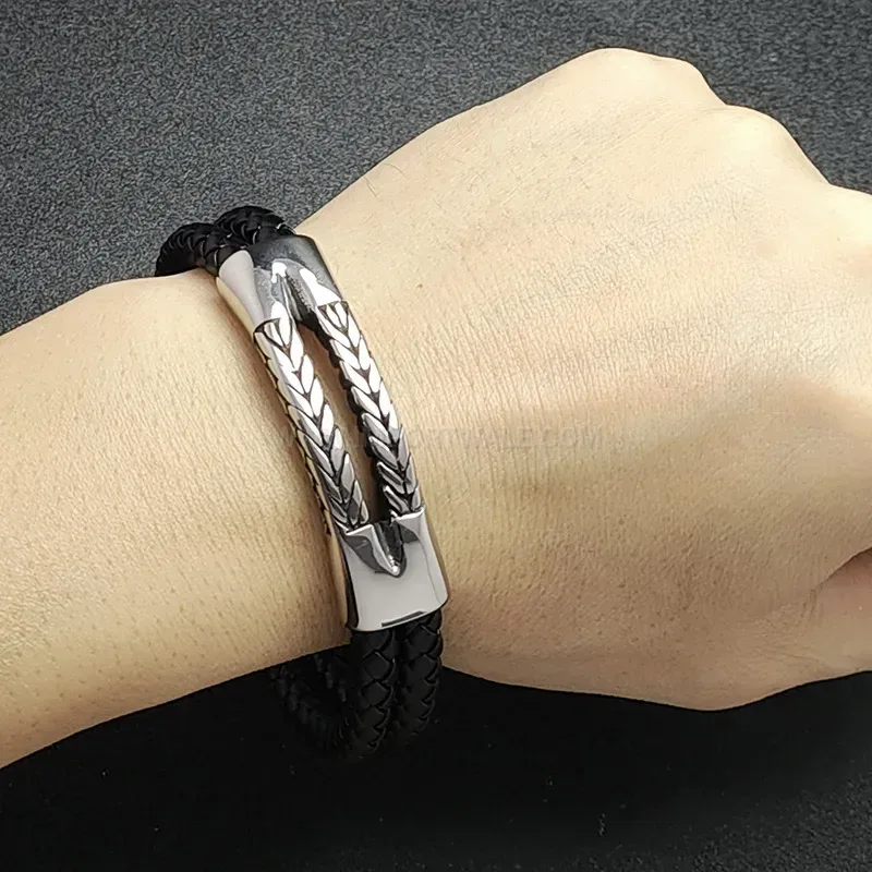 Designer Engraved Wheat Pattern Stainless Steel Dual Tone Leather Men's Bracelet