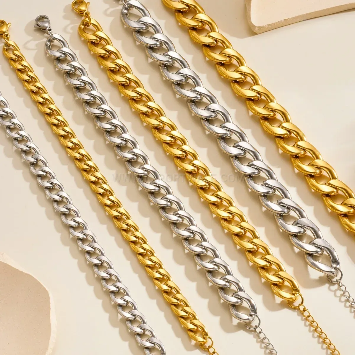Classic Chunky Stainless Steel Cuban Link Chain Unisex Bracelet