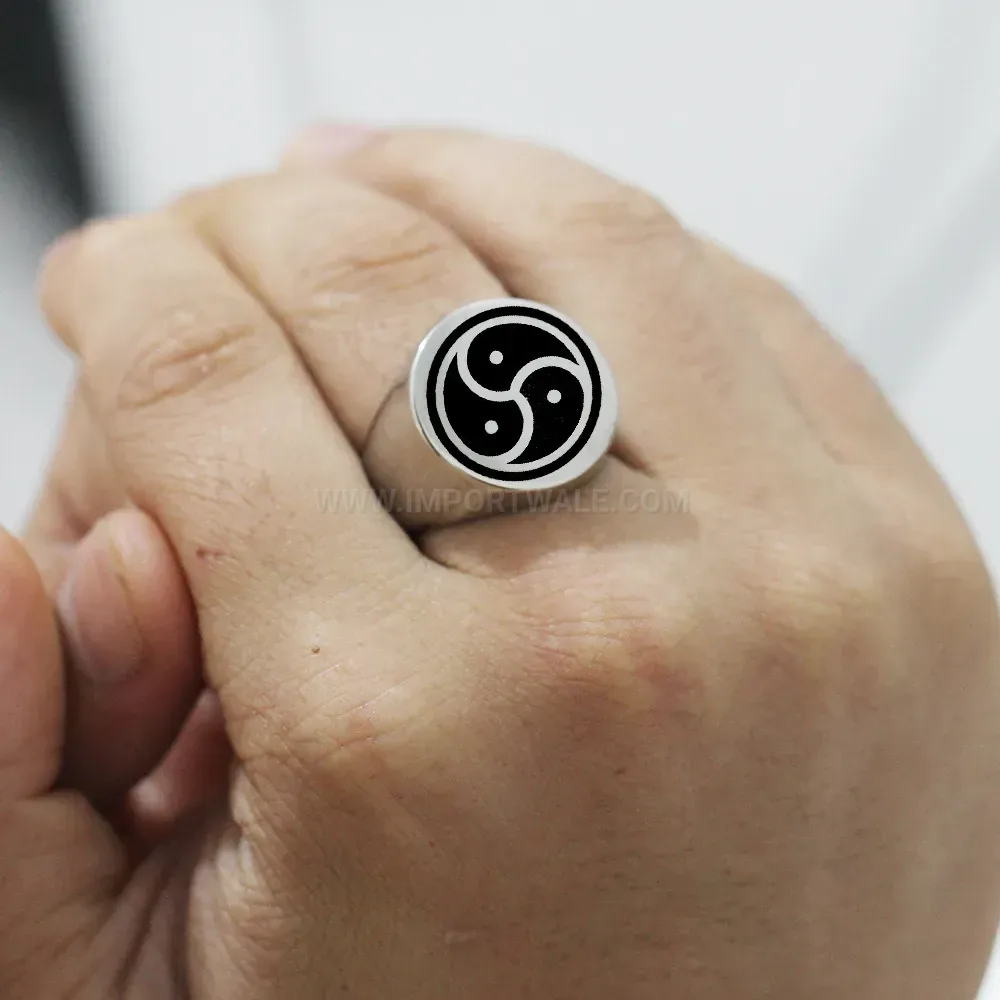 Classic Vintage Totem Engraved Round Stainless Steel Statement Ring