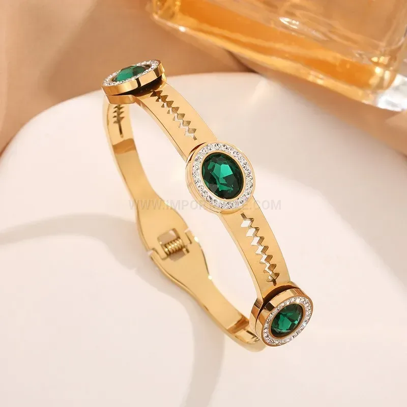 Trendy Green Zircon Cutout Titanium Steel Oval Bangle