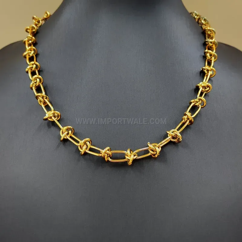 Stylish Gold Knotted Titanium Steel Chain Necklace