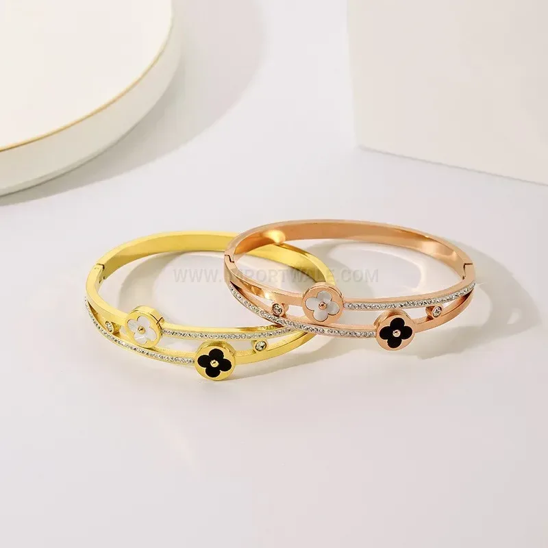 Trendy Four Leaf Clover Stainless Steel Buckle Bangle