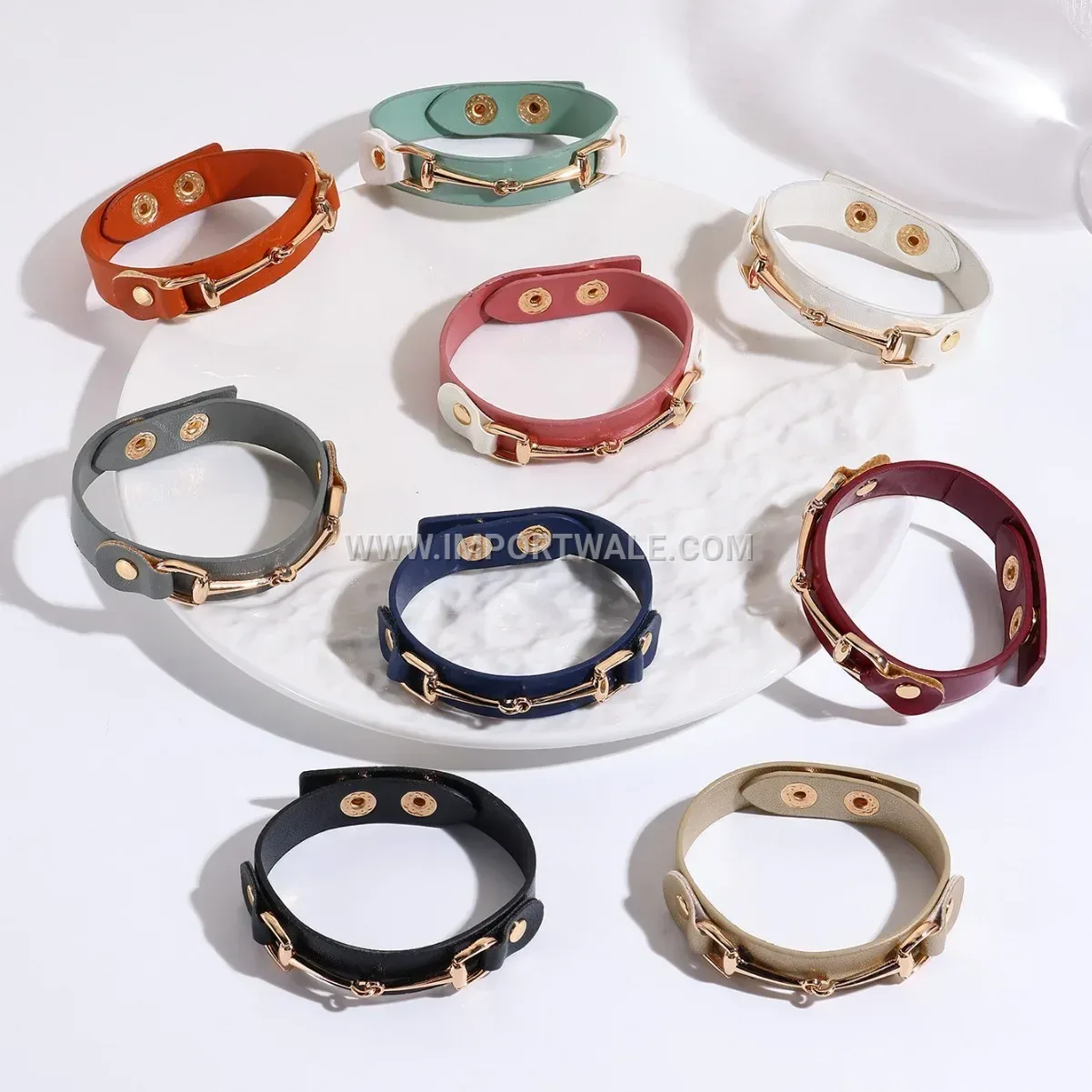 Minimalist PU Leather Horseshoe Buckle Wrap Bracelet