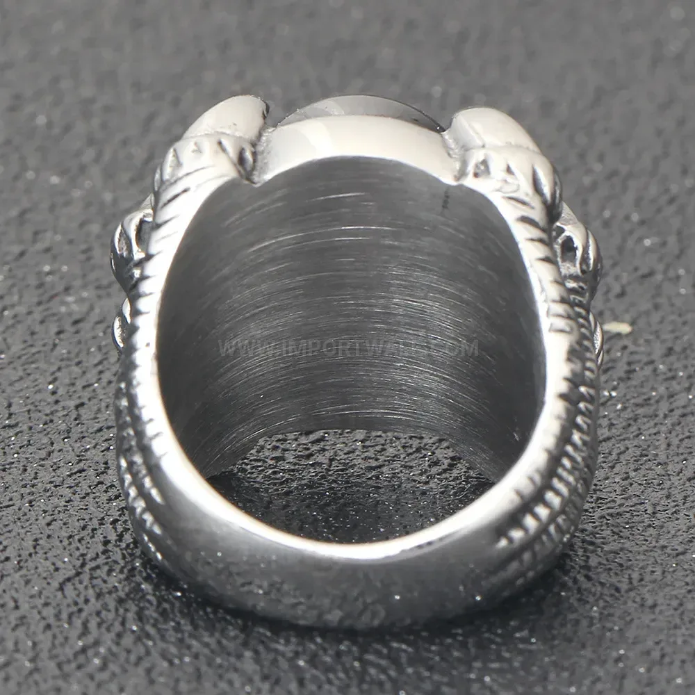 Bold Gothic Claw Titanium Steel Ring Set with Red Gemstone
