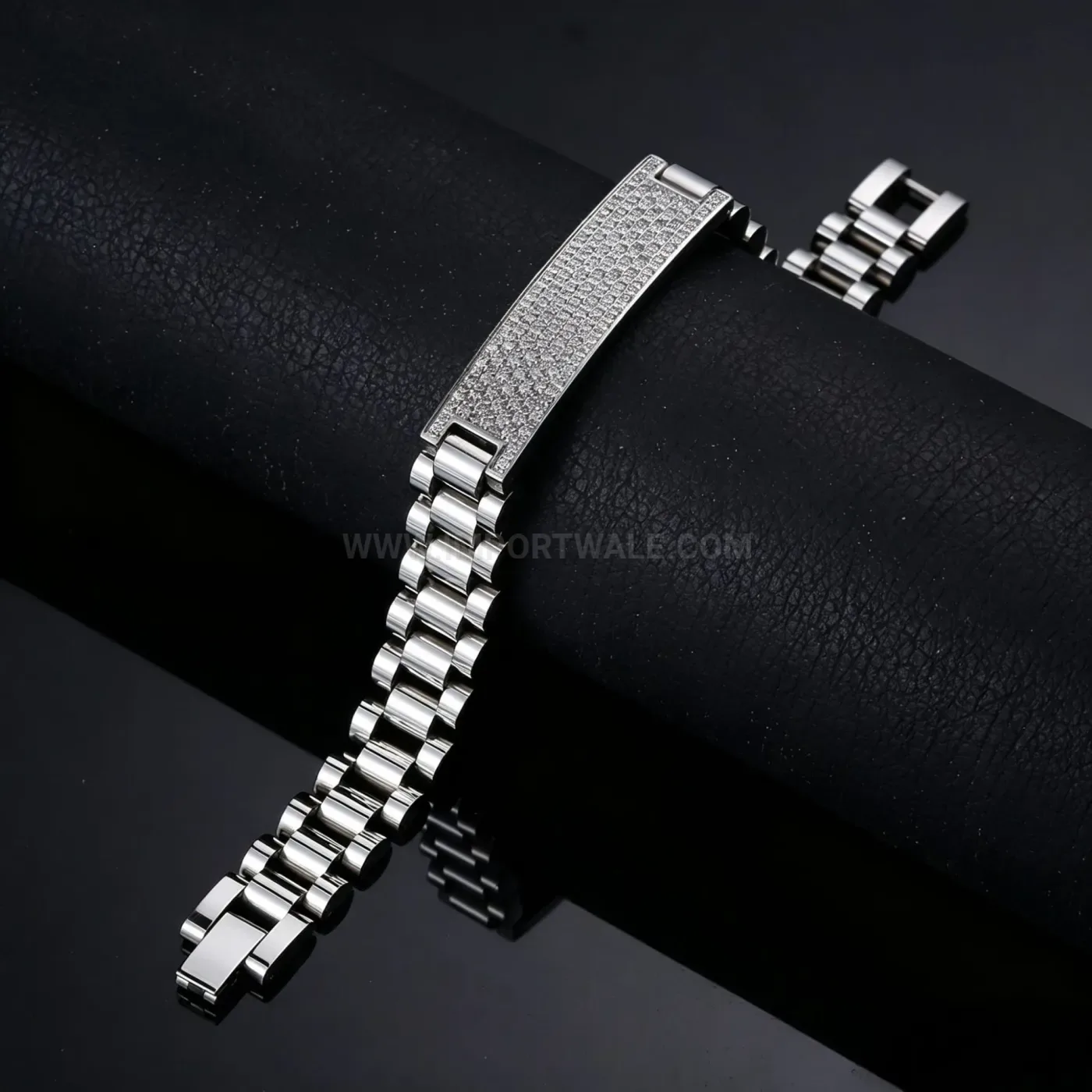 Classic Rhinestone Curved Plate Titanium Steel Unisex Chain Bracelet