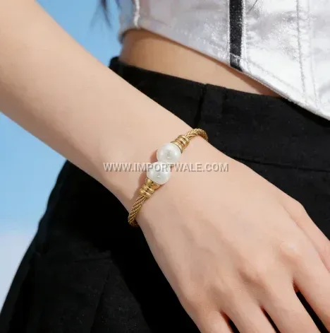 Twisted Wire 18K Gold Plated Open Cuff Bracelet with Pearl