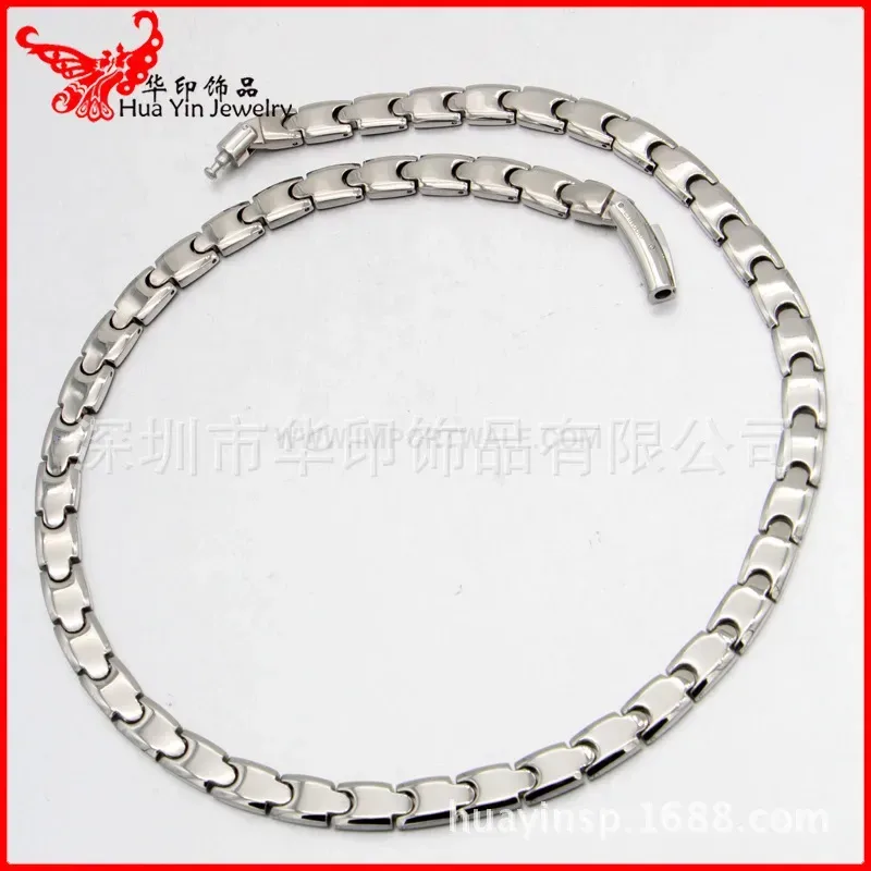 Premium Minimalist Pure Titanium Magnetic Link Couple Necklace