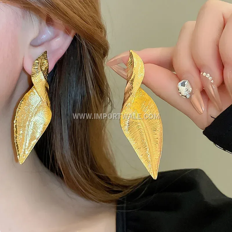 18K Gold Plated Geometric Titanium Steel Stud Earrings