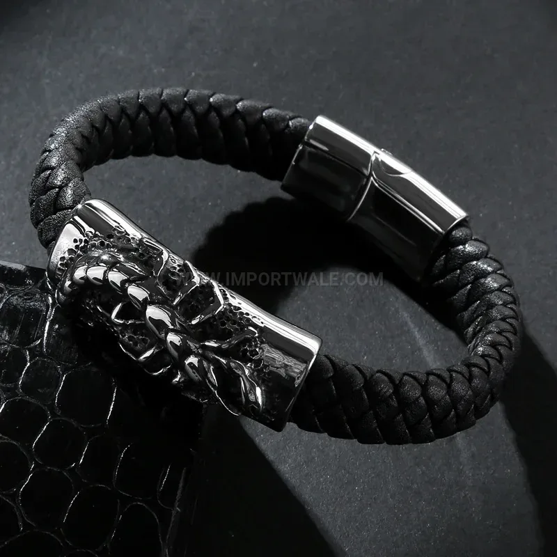 Classic Scorpion Motif Stainless Steel Leather Men Wristband Bracelet