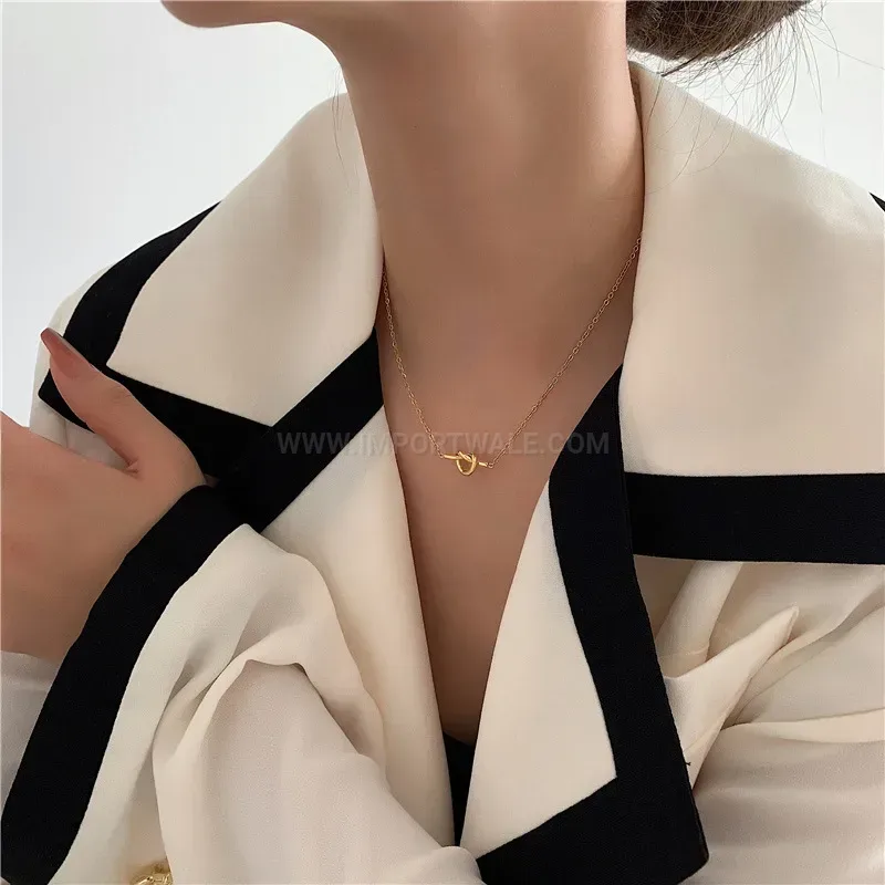 Minimalist Intertwined Bow Cutout Titanium Steel Pendant Necklace