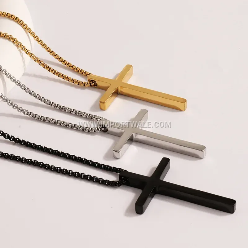 Eighteen Karat Gold Plated Geometric Stainless Steel Pendant Chain Necklace