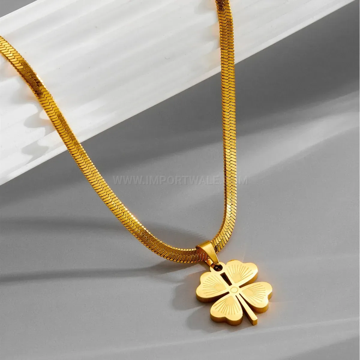 Designer Minimalist Titanium Steel Four-Leaf Clover Pendant Necklace