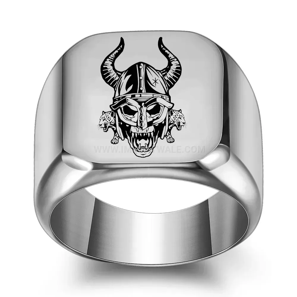 Chic Engraved Monster Motif Square Top Stainless Steel Ring