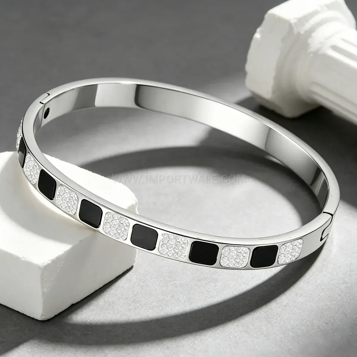 Fashion Geometric Rhinestone Plated Stainless Steel Bangle Bracelet