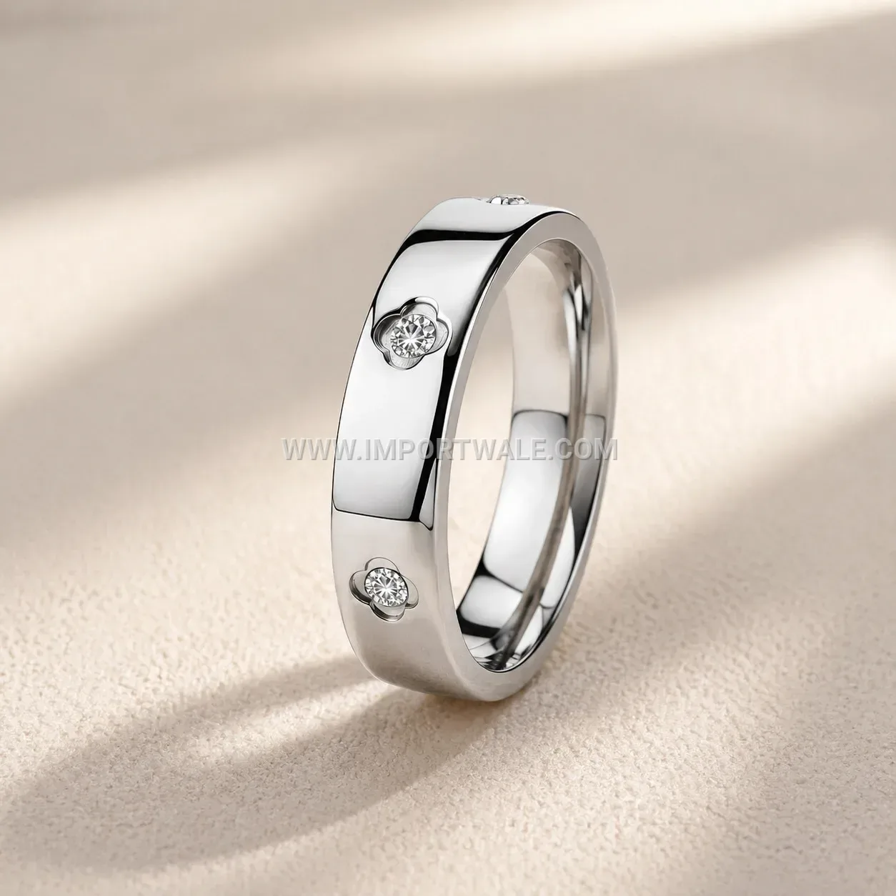 Four-Leaf Clover Rhinestone Stainless Steel Band Ring