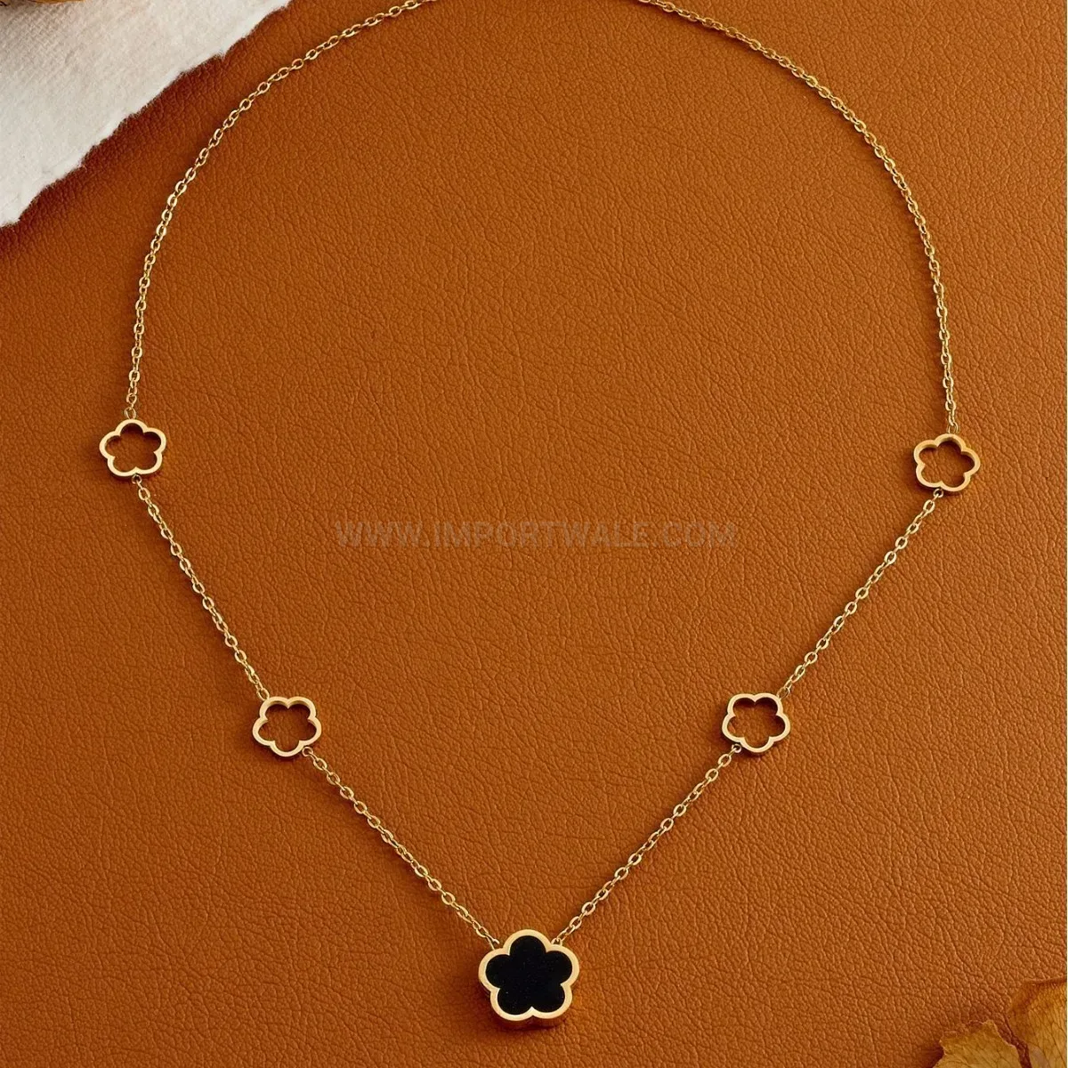 Modern Titanium Steel Mother of Pearl Clover Pendant Necklace