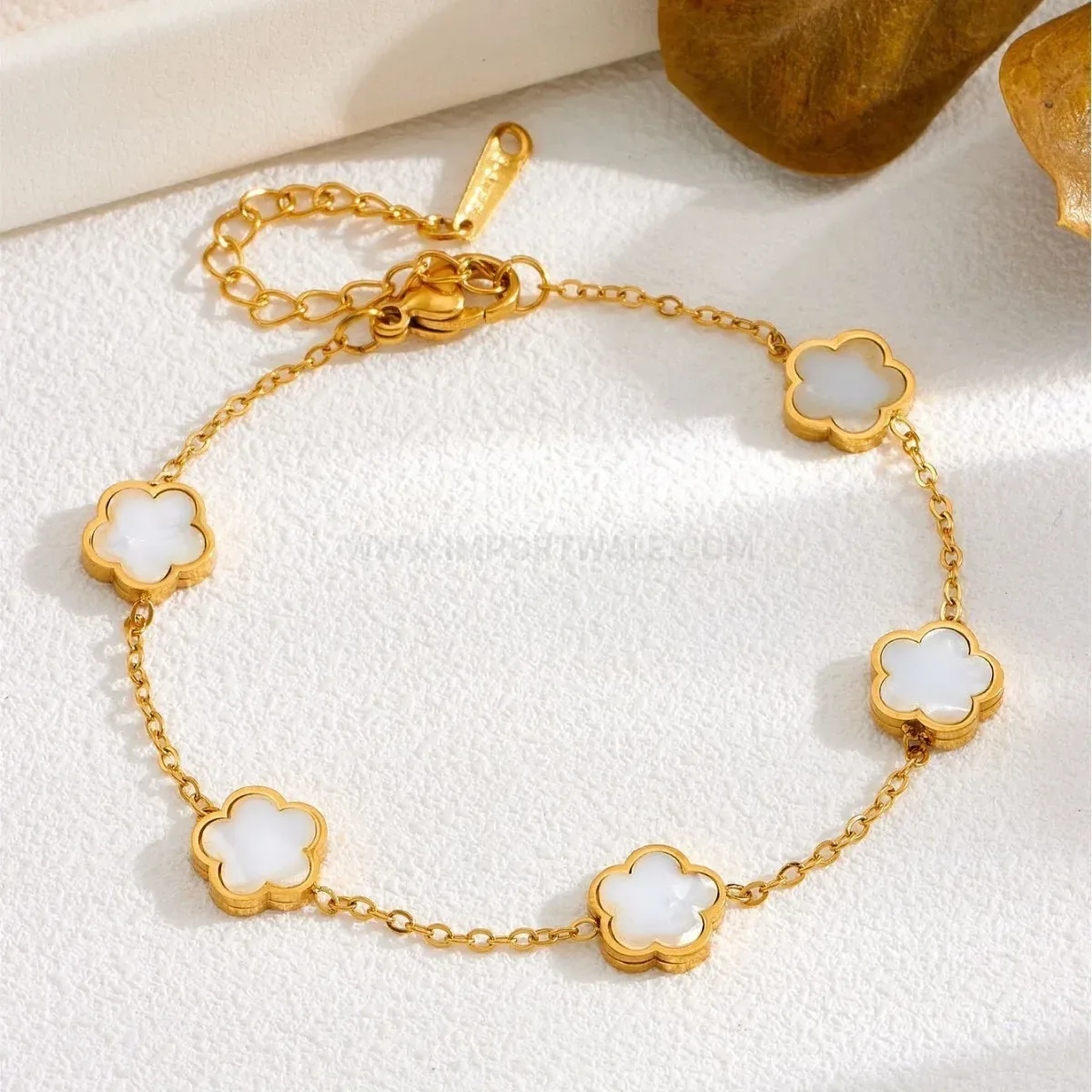 Five-Petal Shell Charm Titanium Steel Jewelry Set