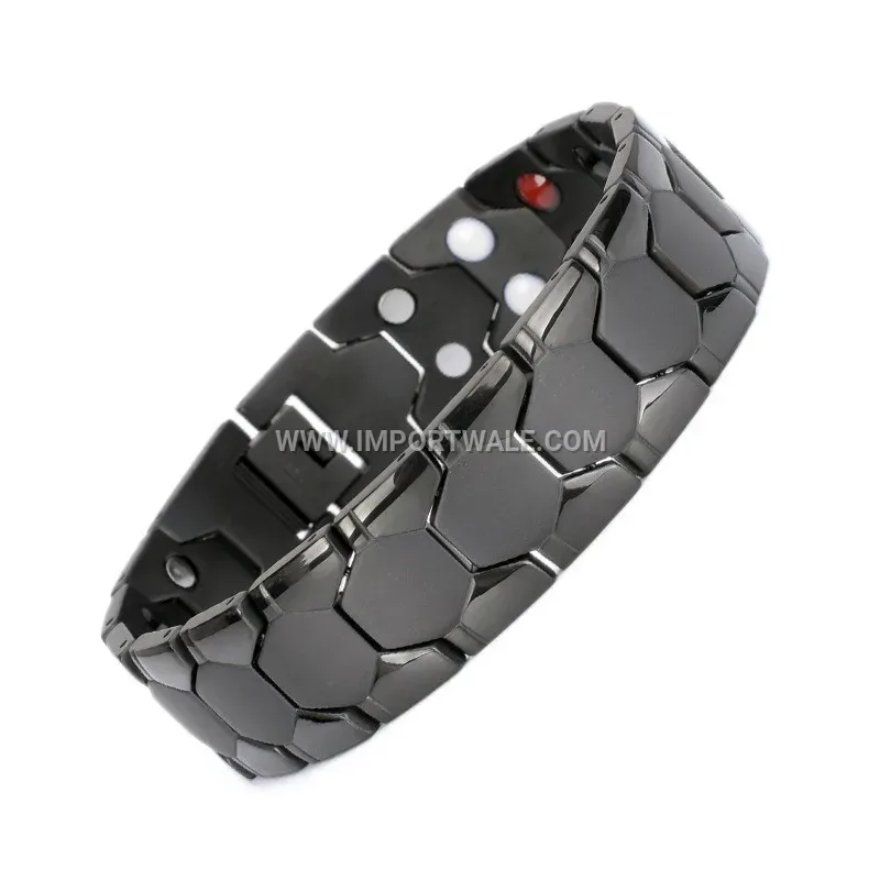 Minimalist Vacuum Plated Gold Stainless Steel Magnetic Bracelet