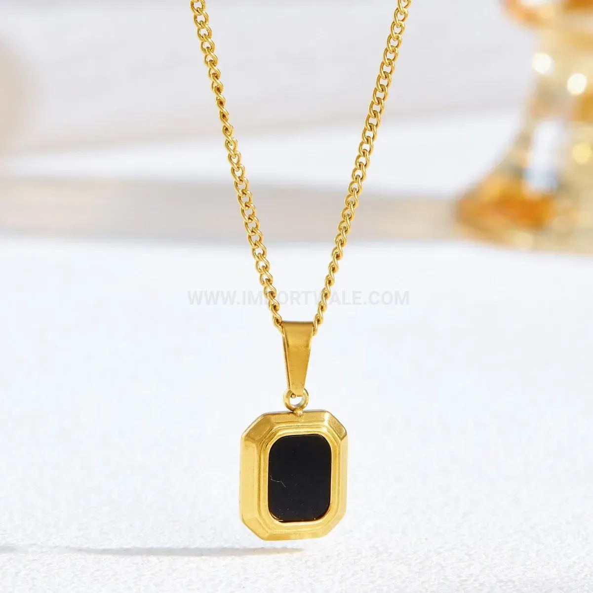 Elegant Square Pendant Titanium Steel Gold Plated Clavicle Necklace