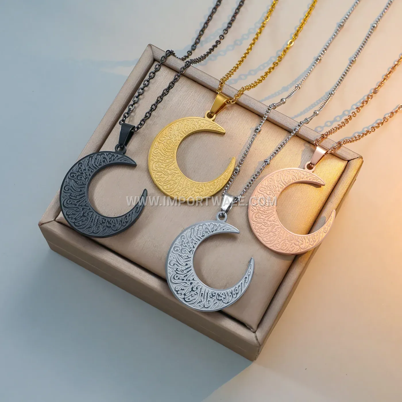Stainless Steel Crescent Moon Ayatul Kursi Pendant Link Chain Necklace