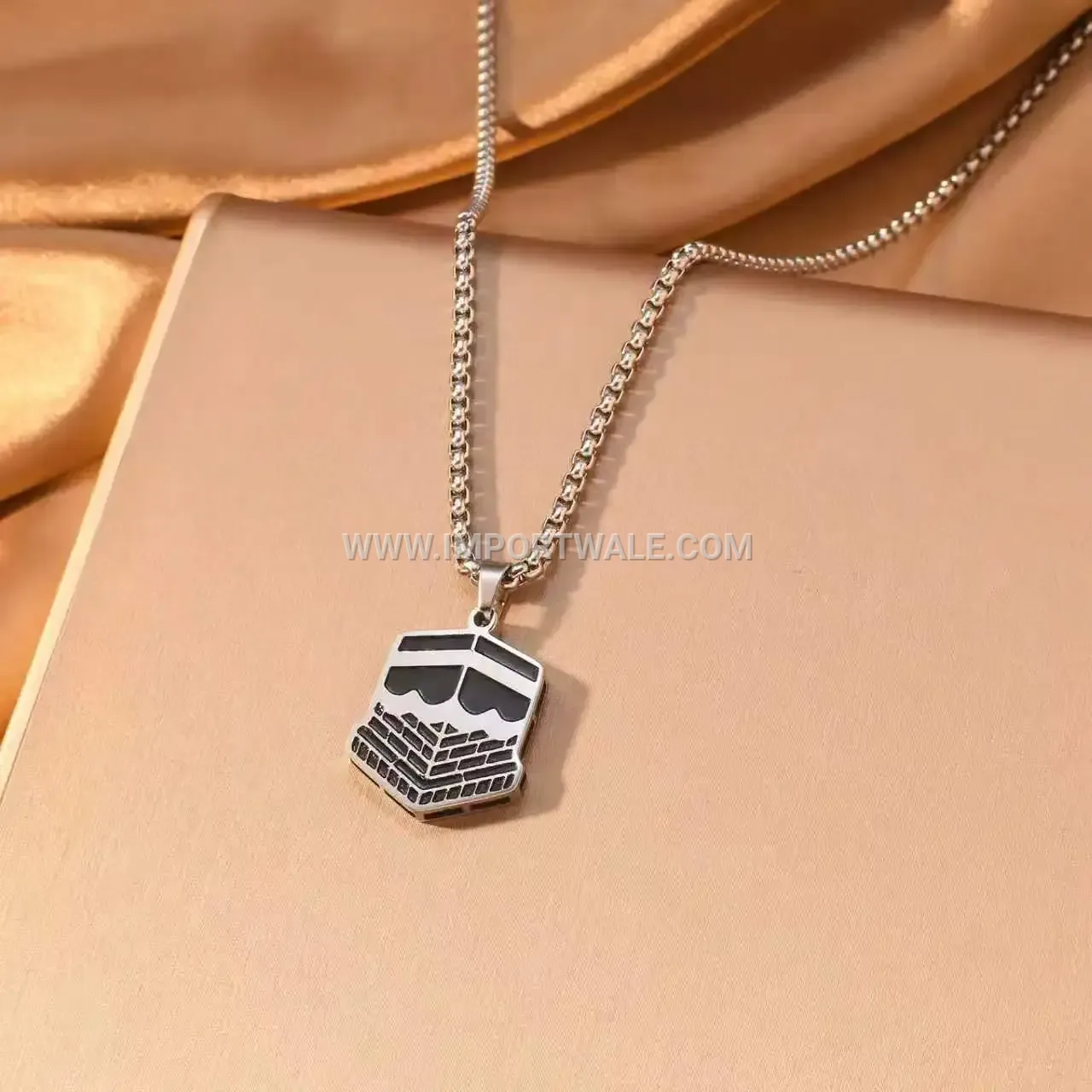 Gold Plated Stainless Steel Sacred Kaaba Islamic Pendant Necklace
