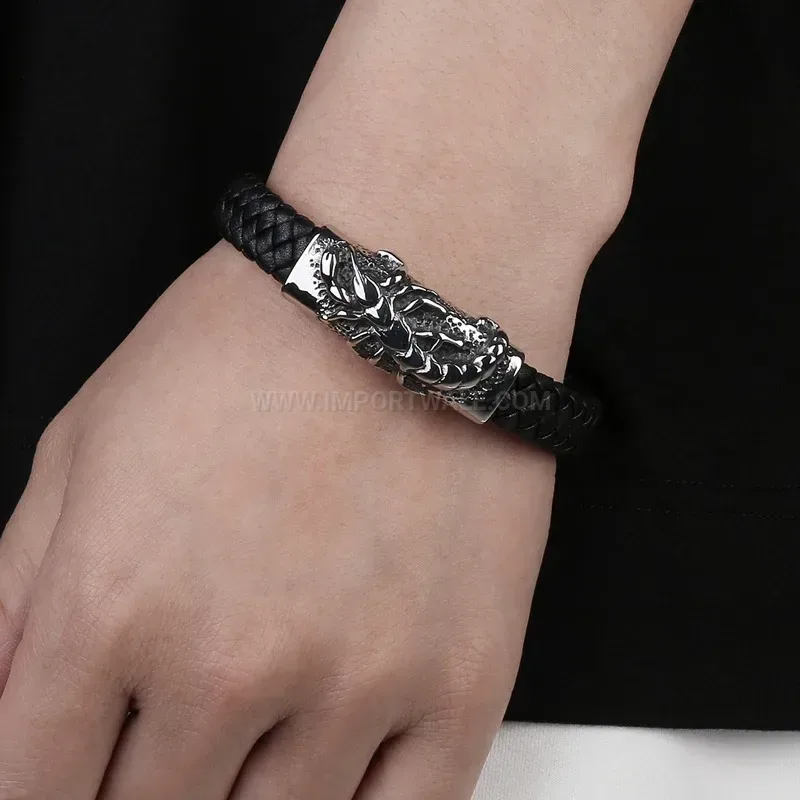 Classic Scorpion Motif Stainless Steel Leather Men Wristband Bracelet