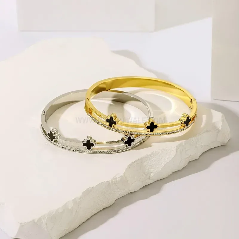 Designer Double Ring Four Leaf Clover Stainless Steel Bangle